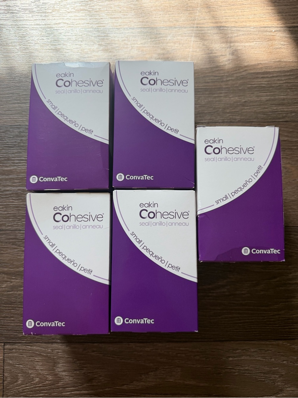 ConvaTec Eakin Cohesive Seals (Small / 2-inch diameter)
